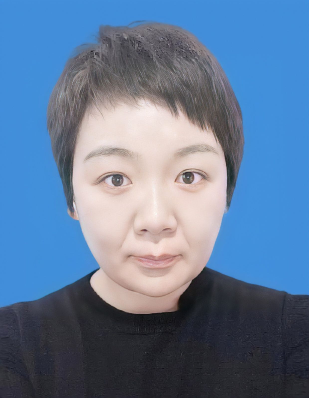 余丽娜           三头像