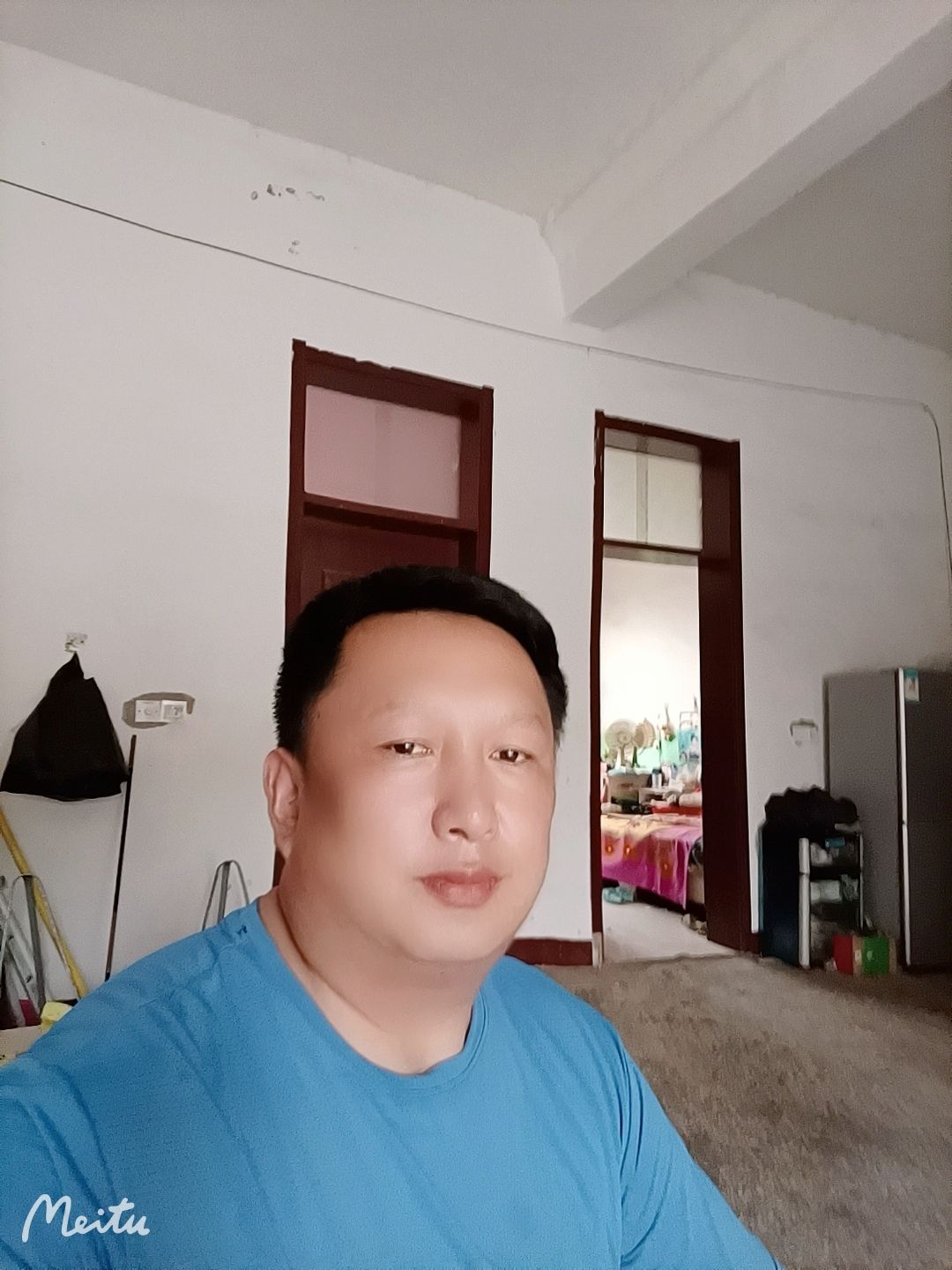 王士春头像