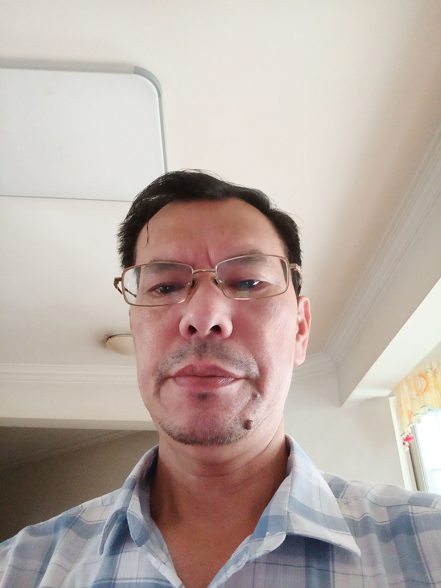 张锦绣头像