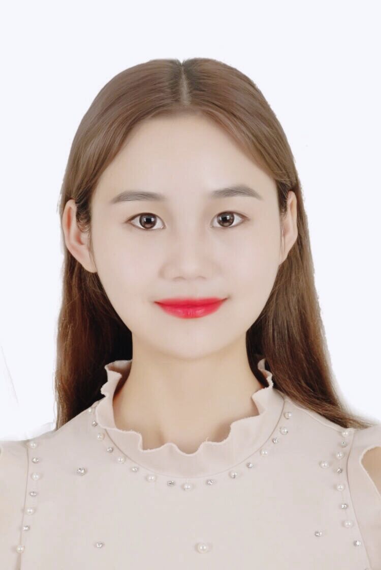 阮小菲头像