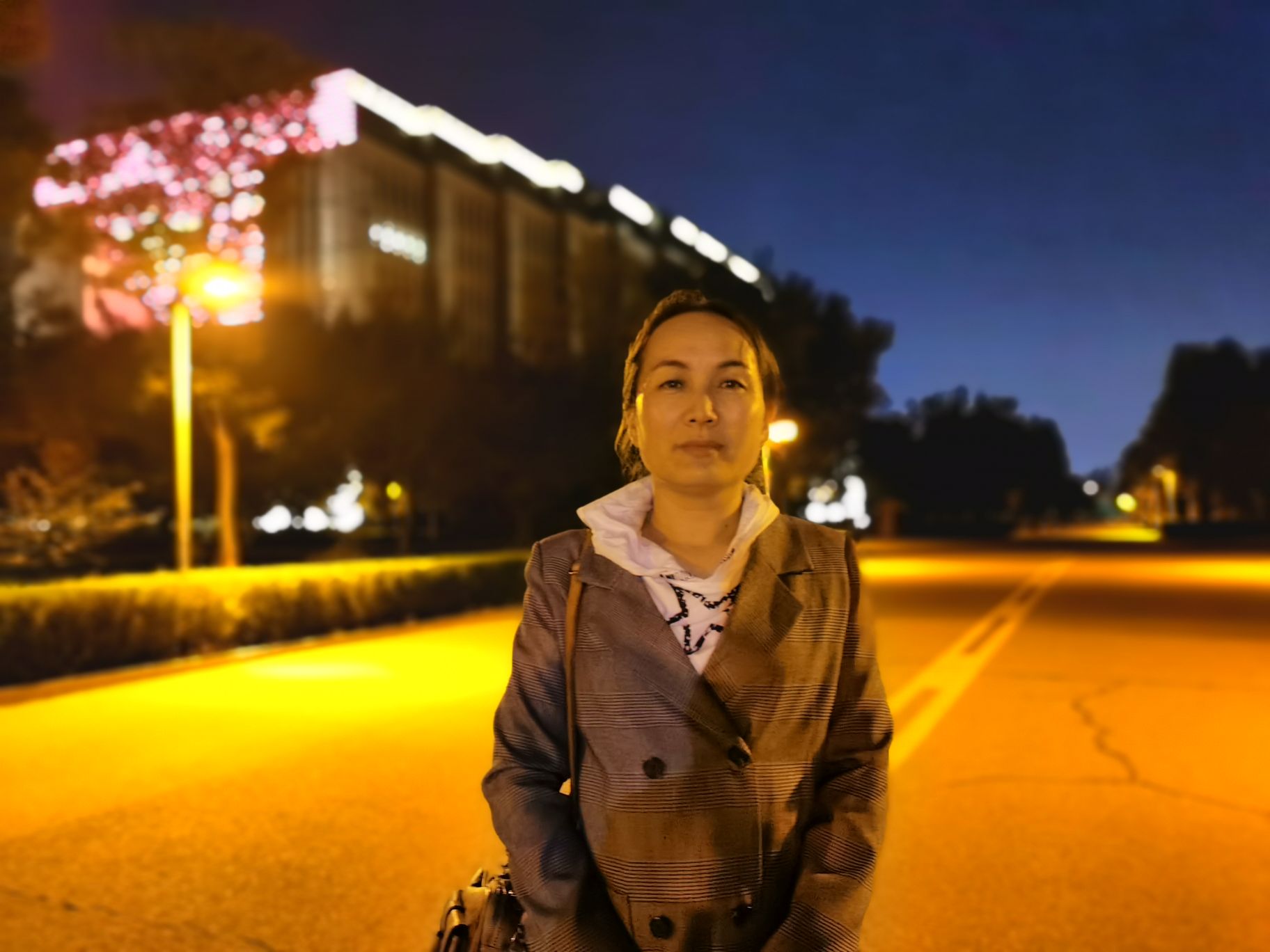 乌云娜头像