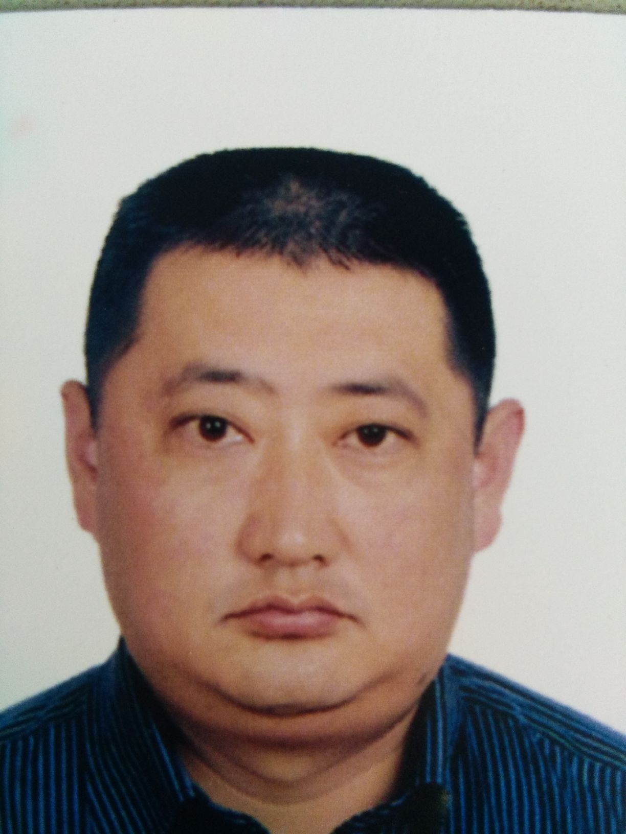 李均峰头像