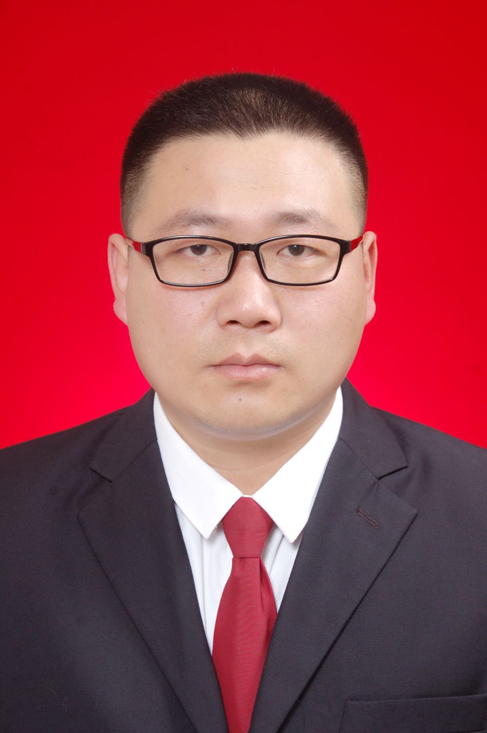 鲍大鹏头像