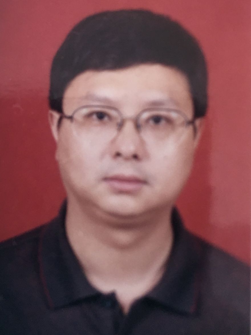 陈泽军头像
