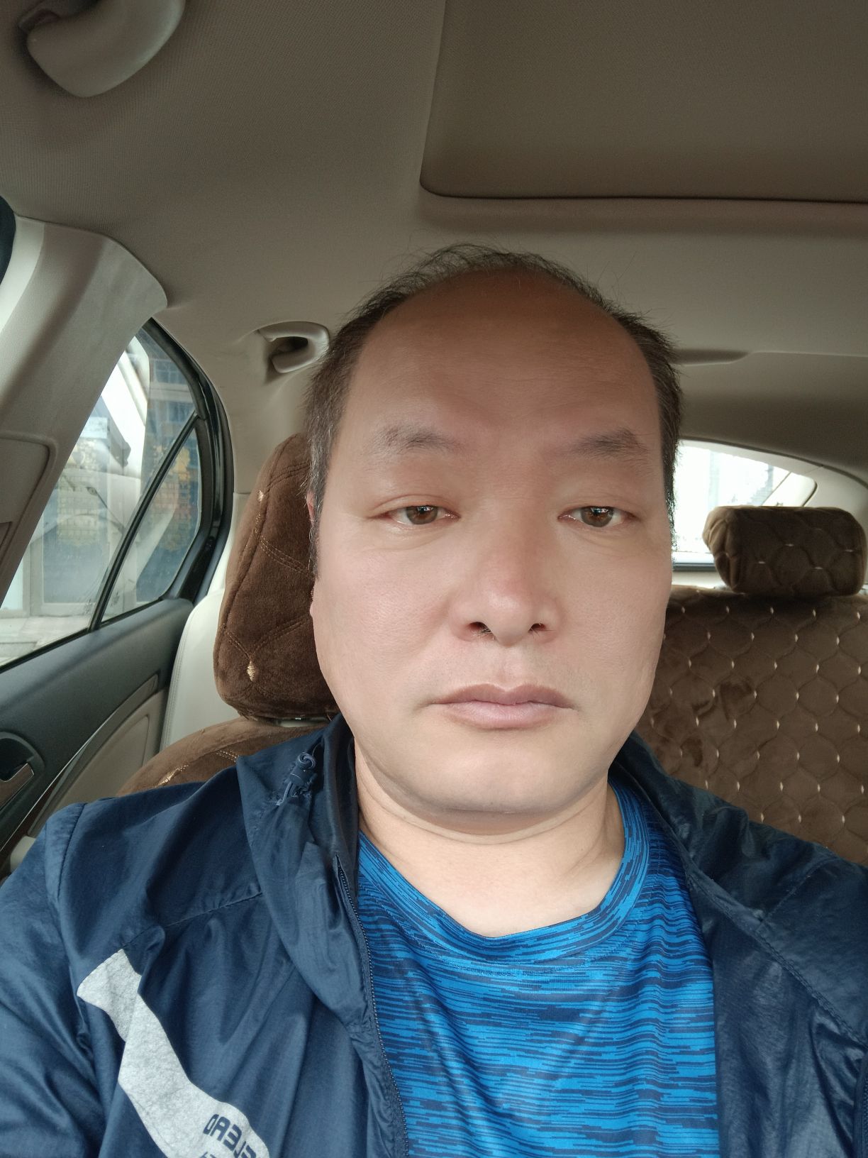 崔久江头像