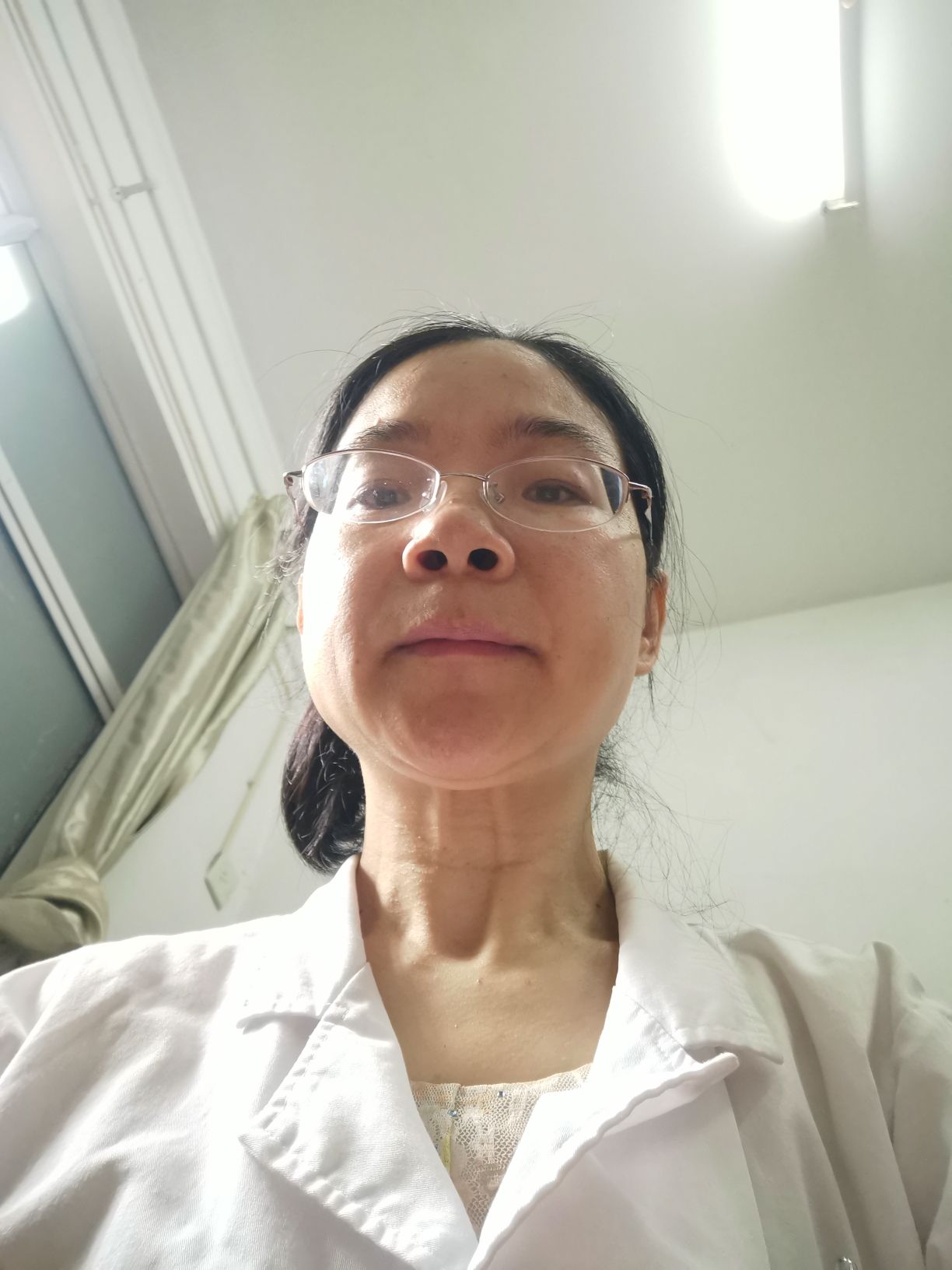 胡小琴头像