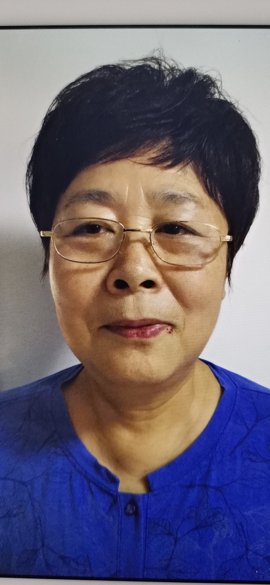 王建英头像