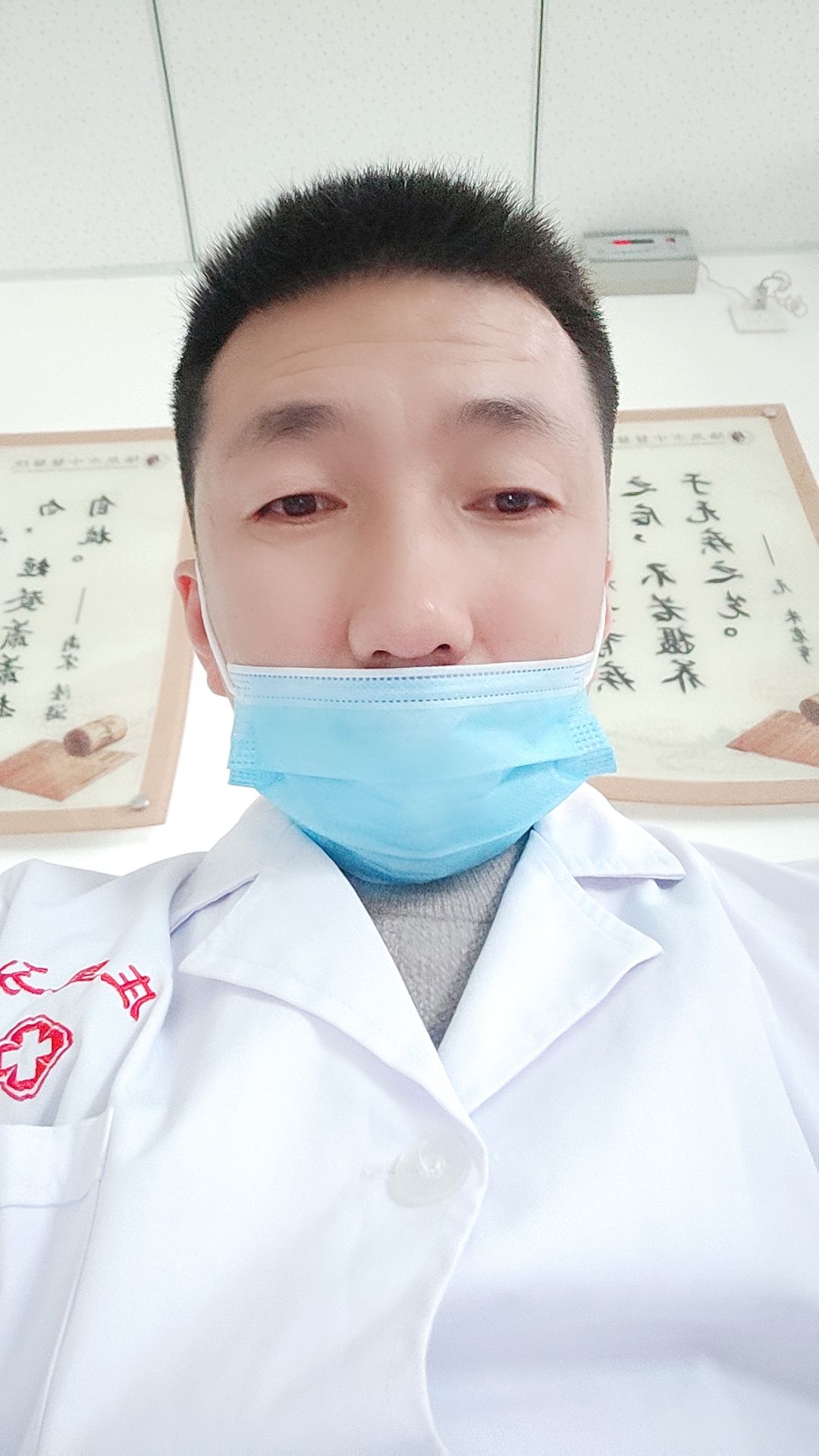 霍彦平头像