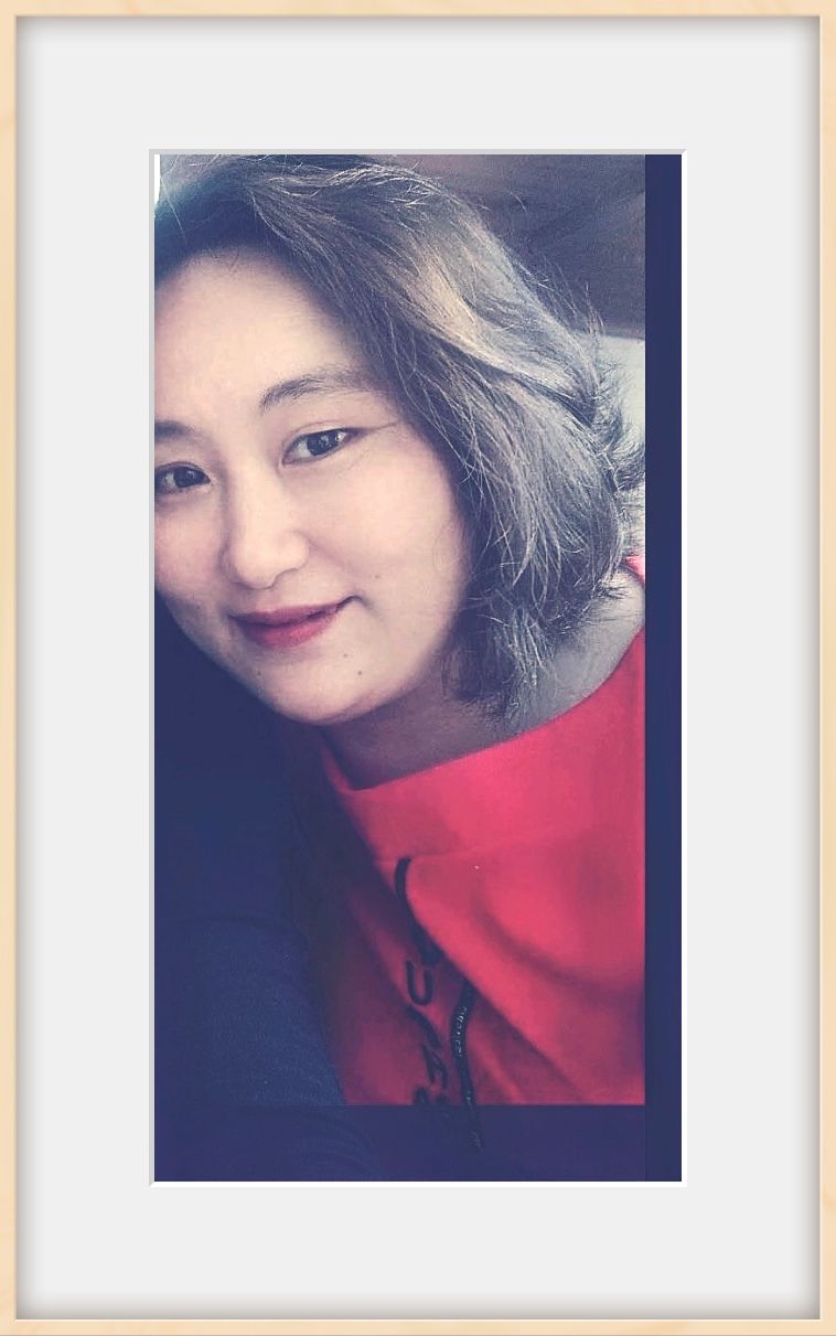 吴洁头像
