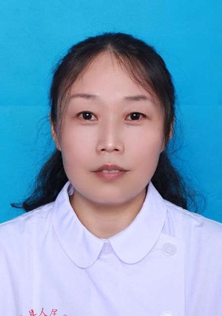 傅英头像