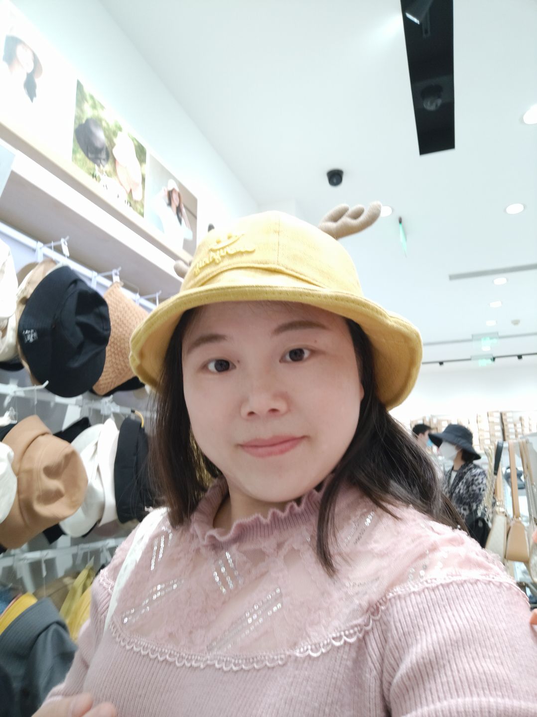 史红丽头像