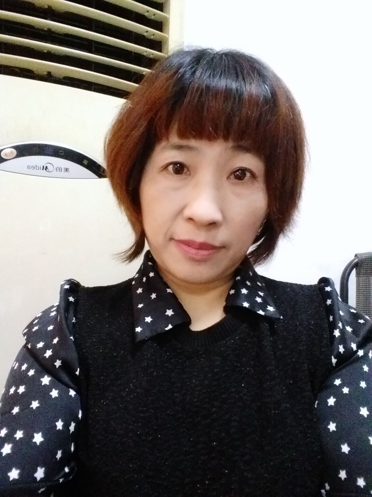 谢美丽头像