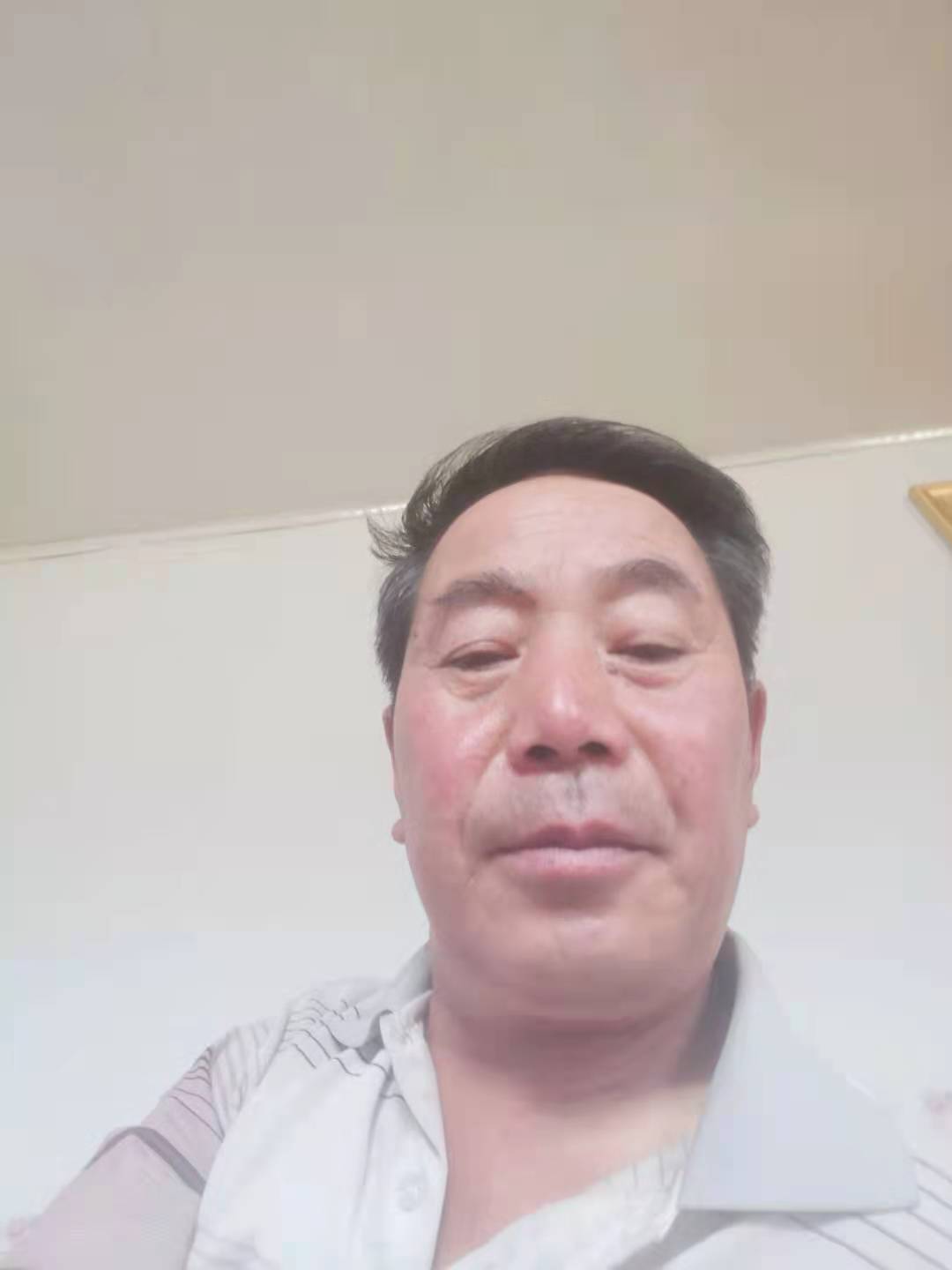 刘仁万头像