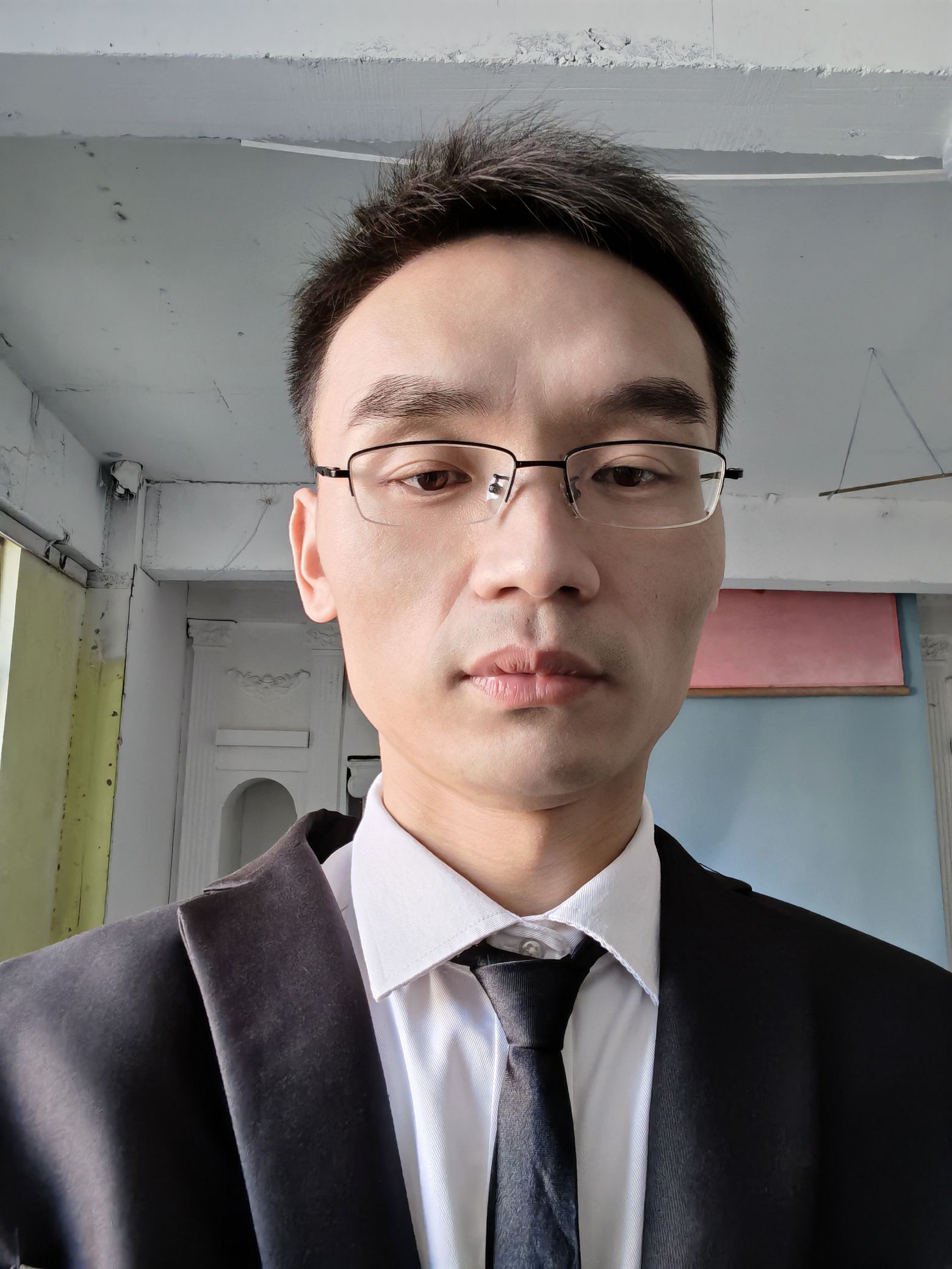 段来刚头像