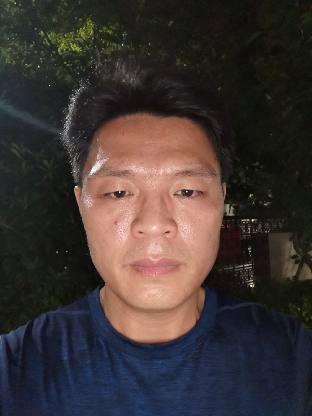 杨宪章头像