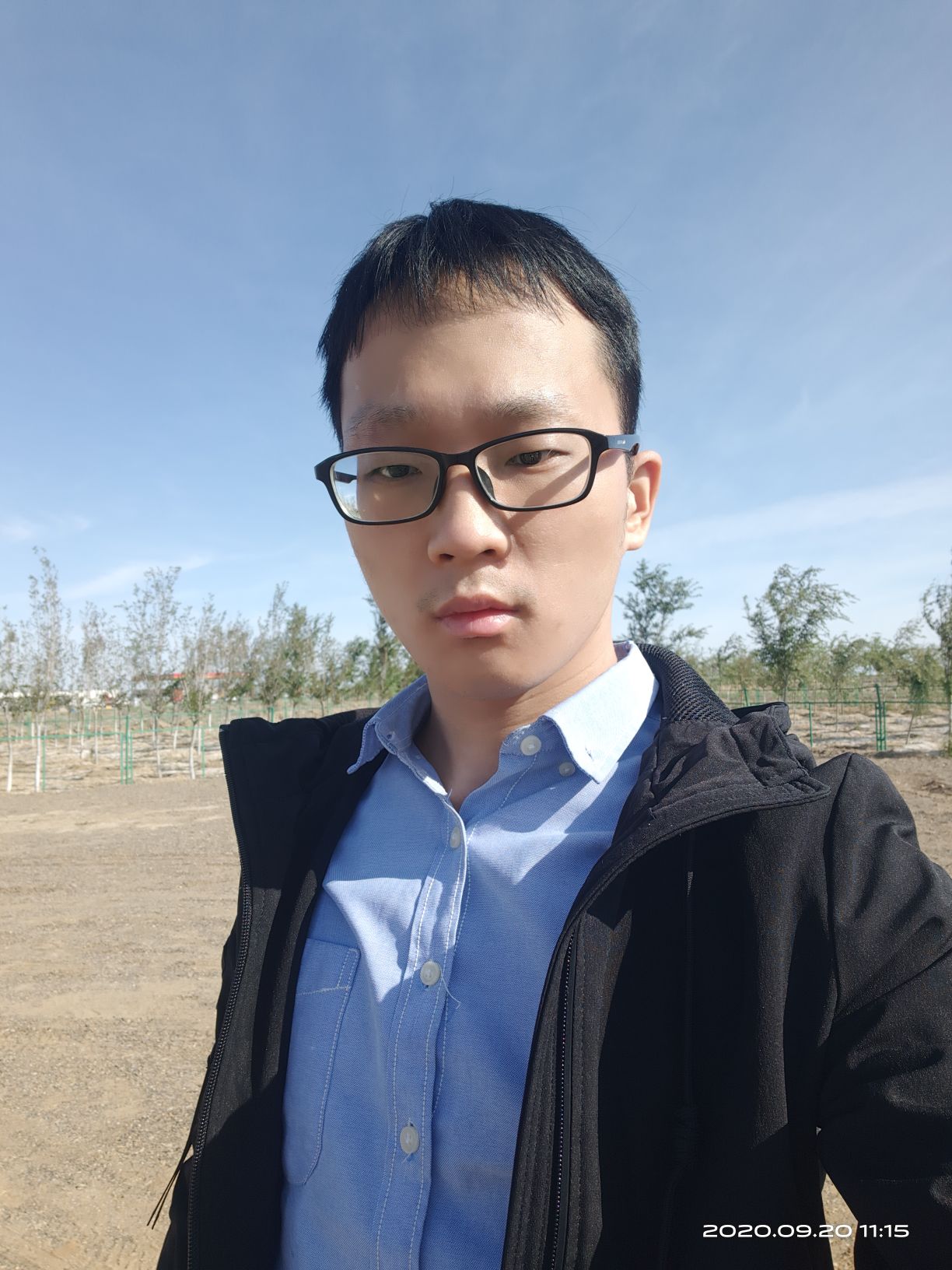 杜建平头像
