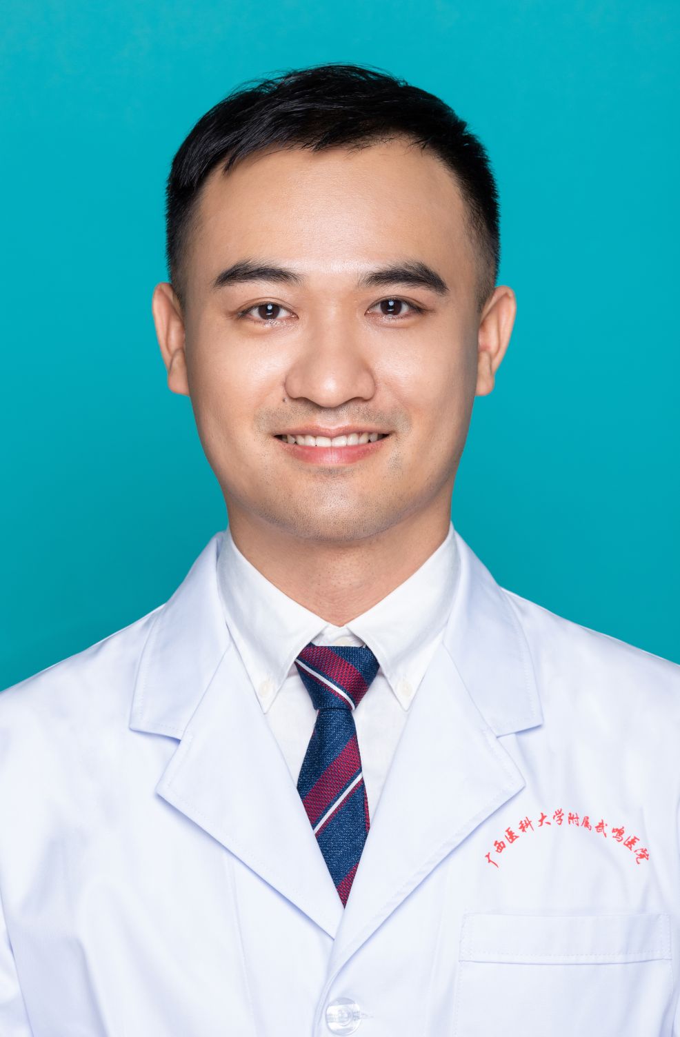 李津头像