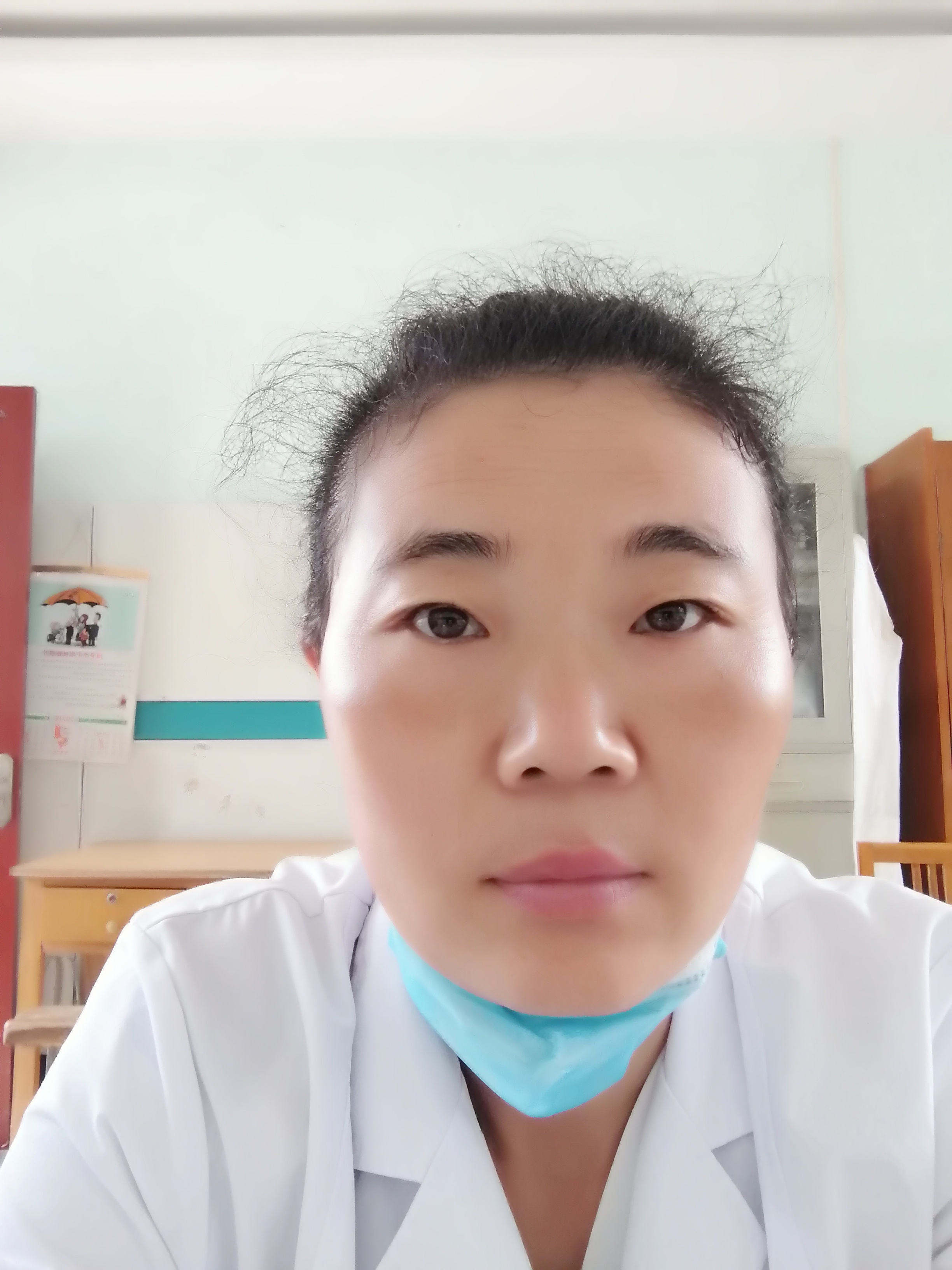 李素静头像