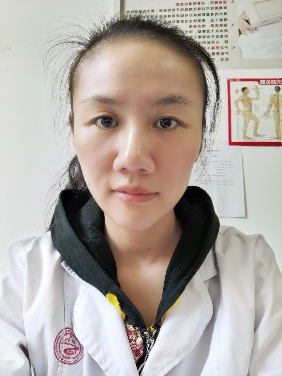 林娜头像