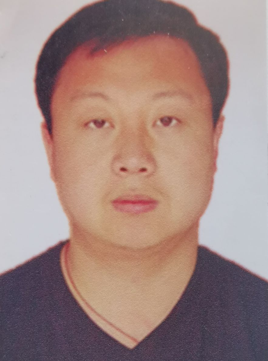 吴钢头像
