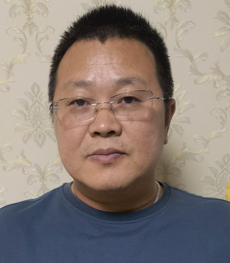 赵学建头像