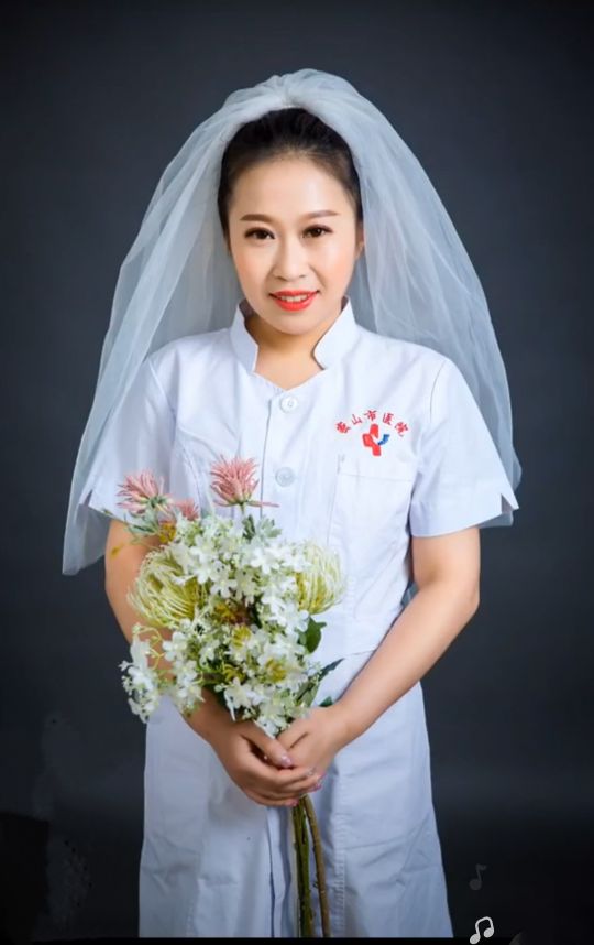 张莹莹头像