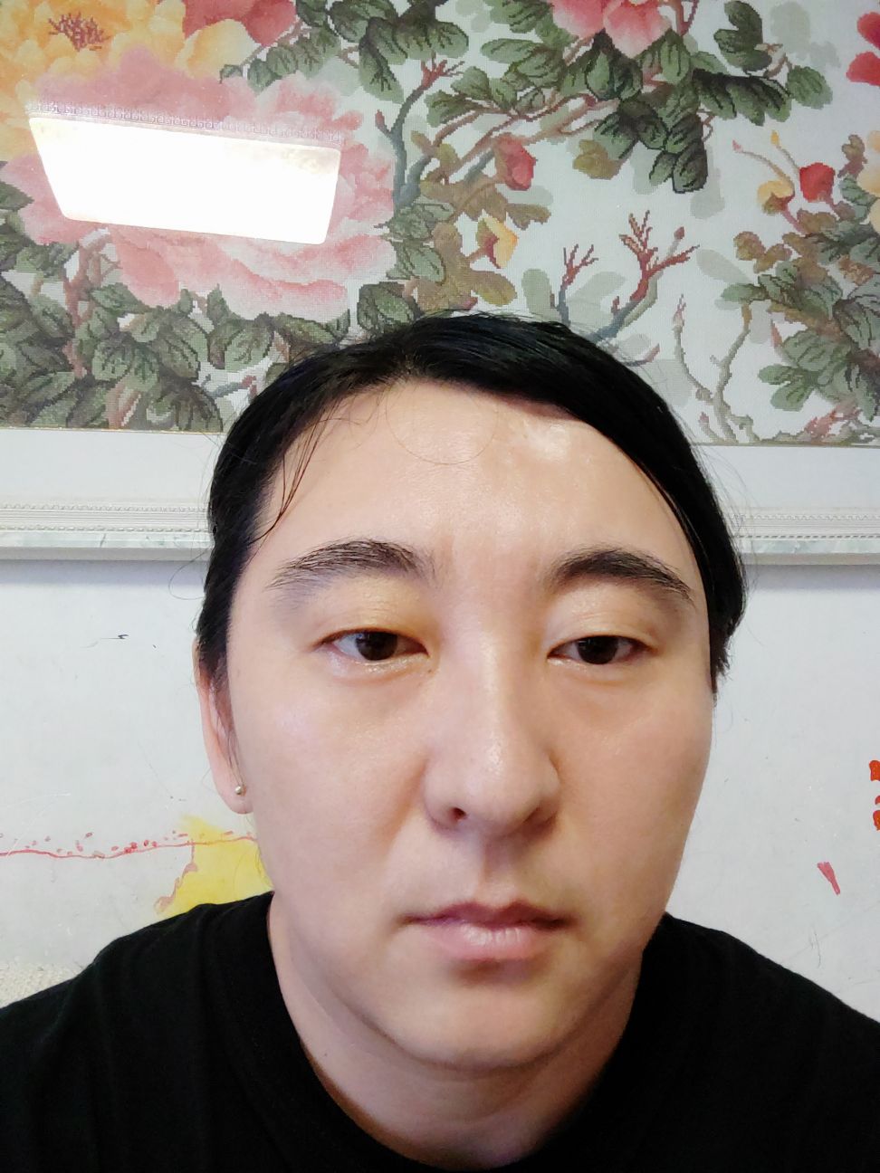 邓琳头像