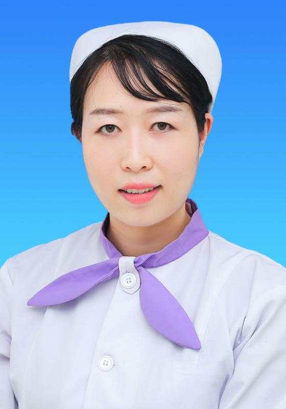 余珊头像