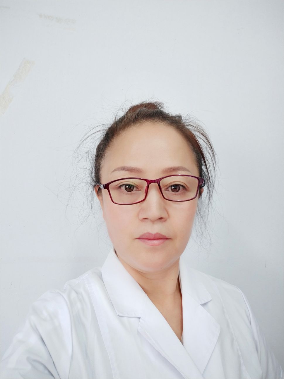 初伟杰头像