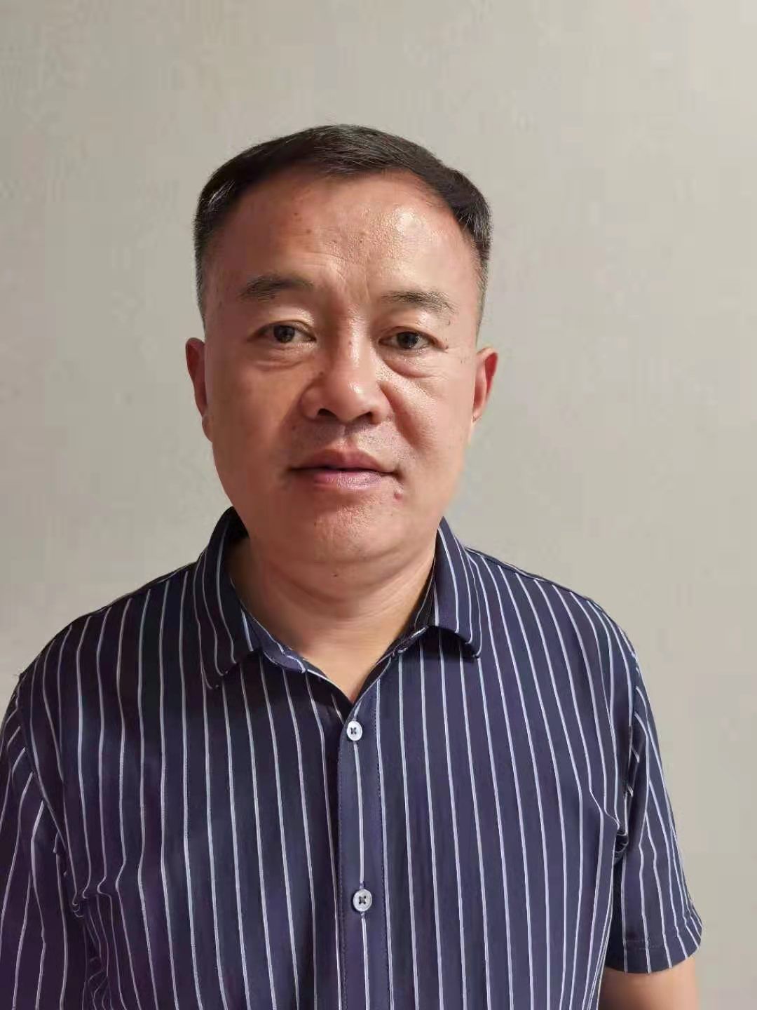 李辉头像