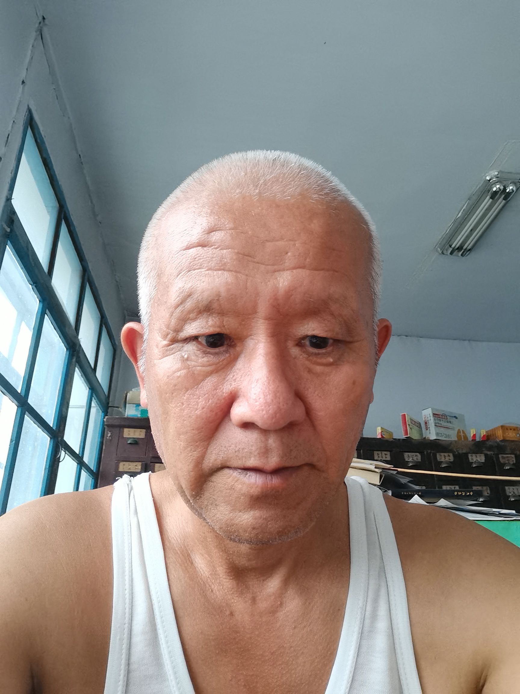 曹务方头像