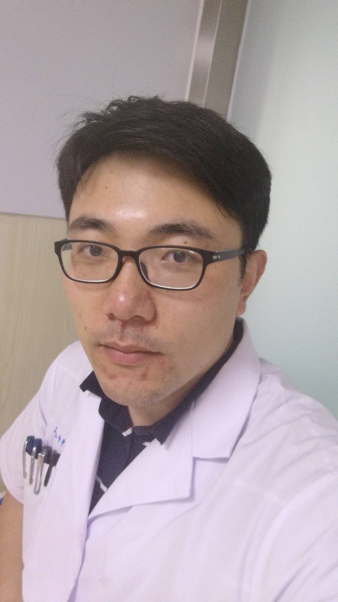 郑文浩头像