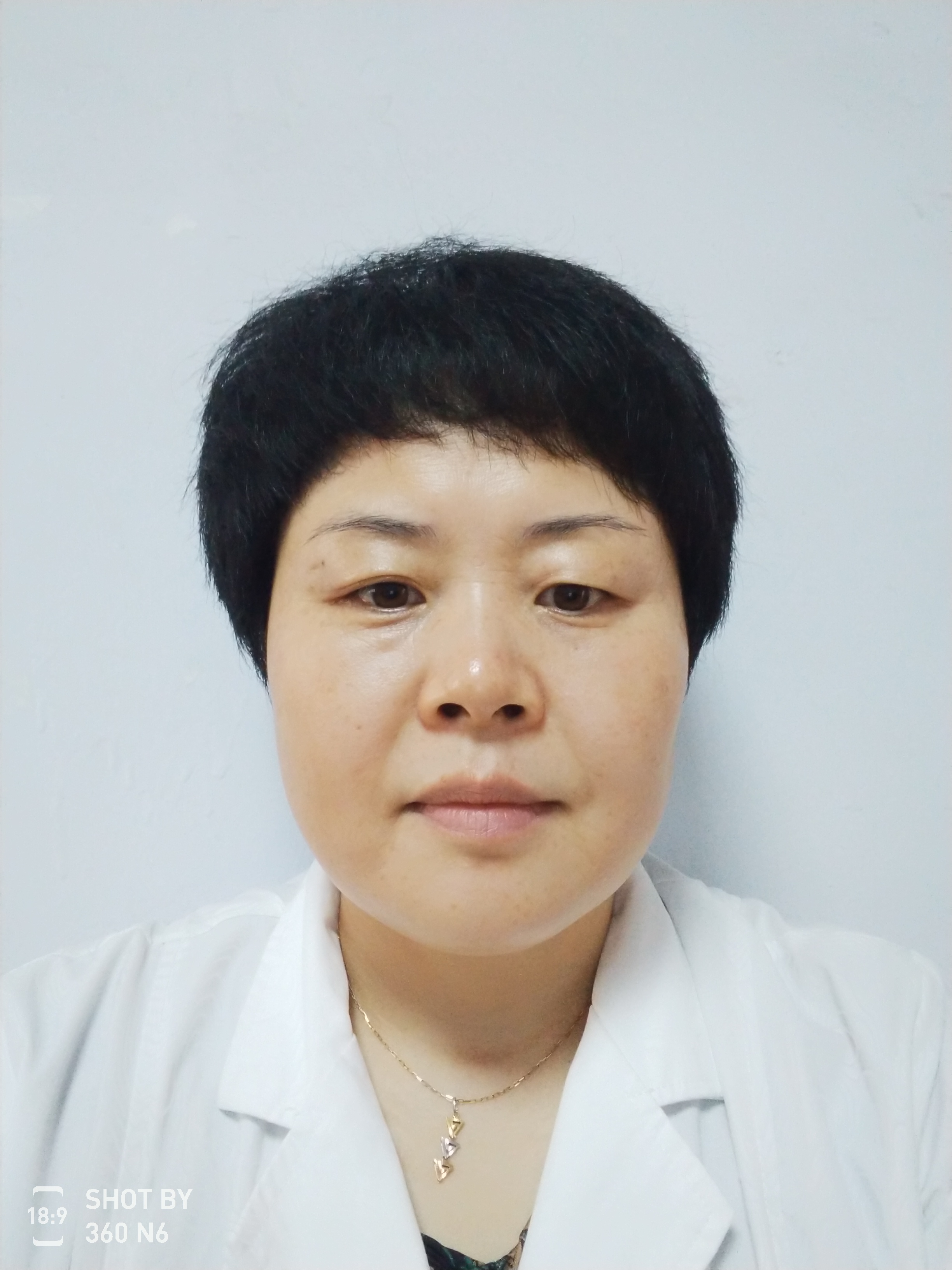 高莉华头像
