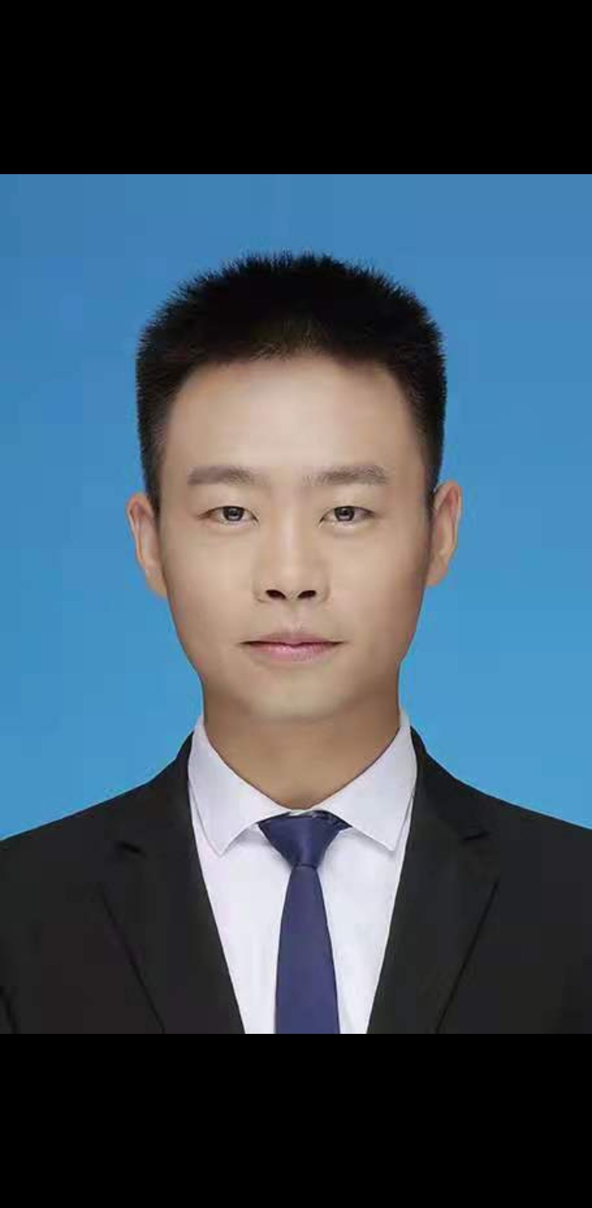 杨雷头像