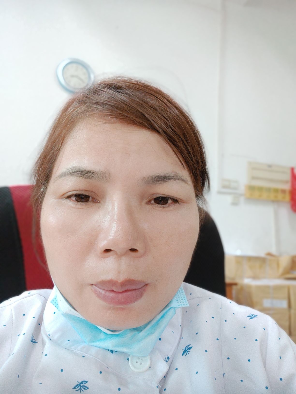 李许莲头像