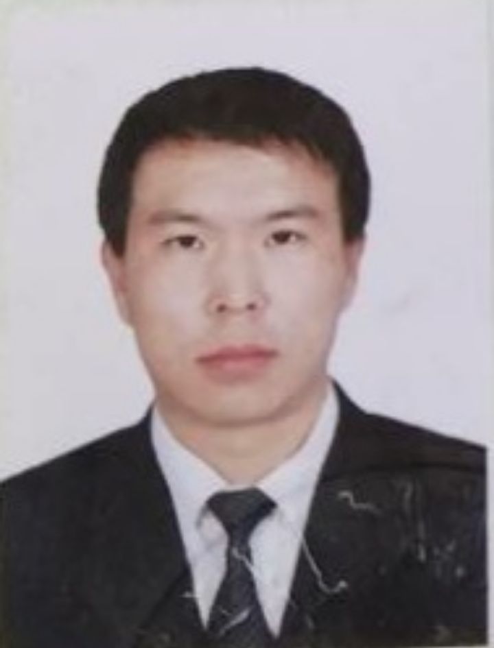 王迪头像