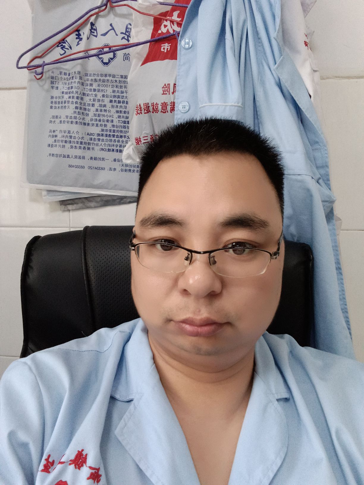 刘富强头像
