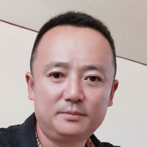 刘玉宇头像