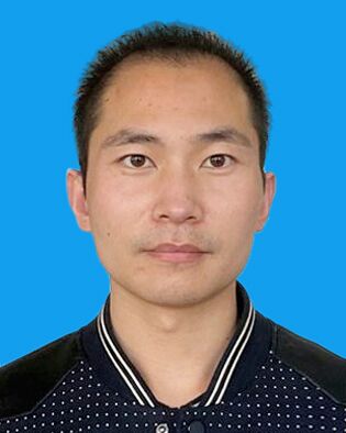 张立波头像