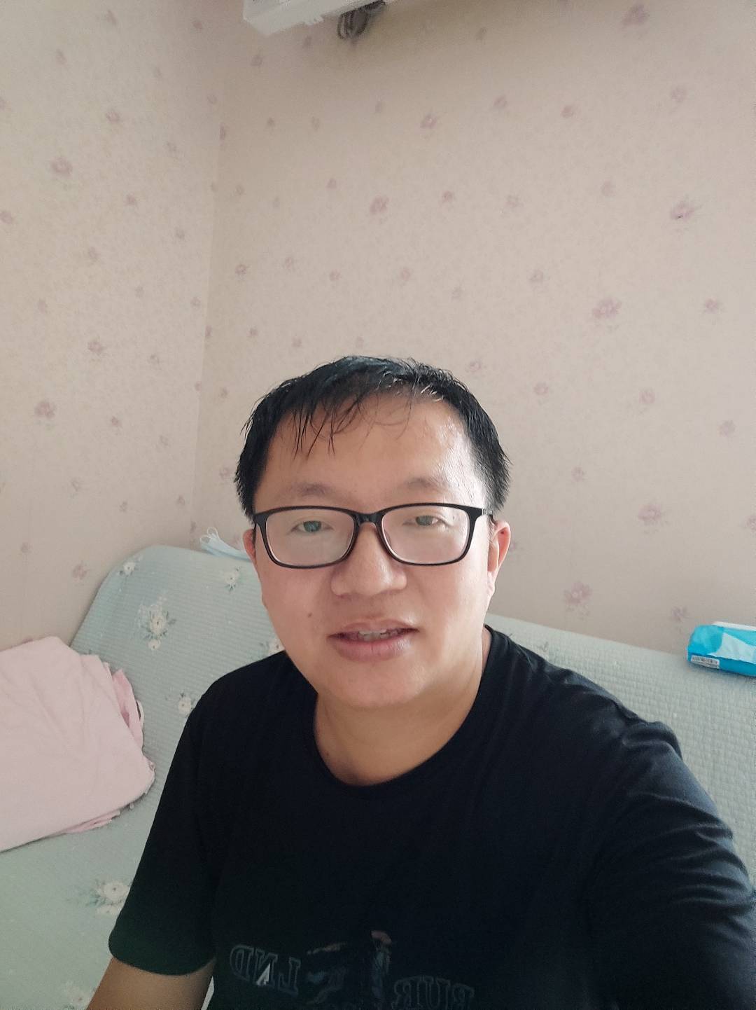 吴兆锋头像
