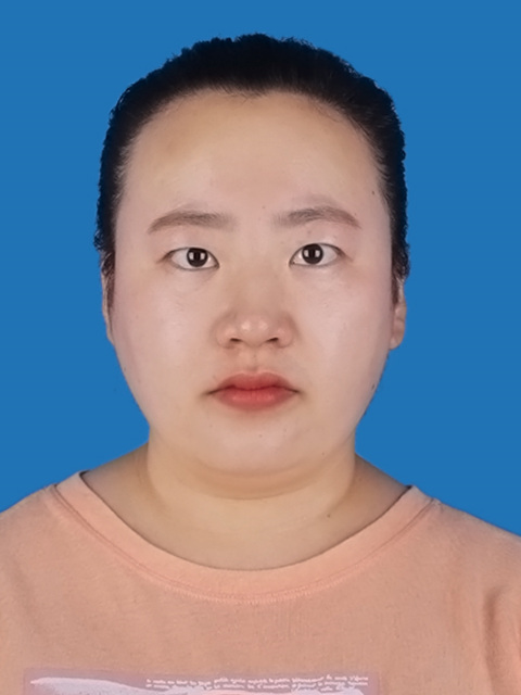 侯昆恬头像