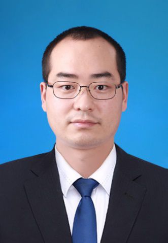 李林强头像