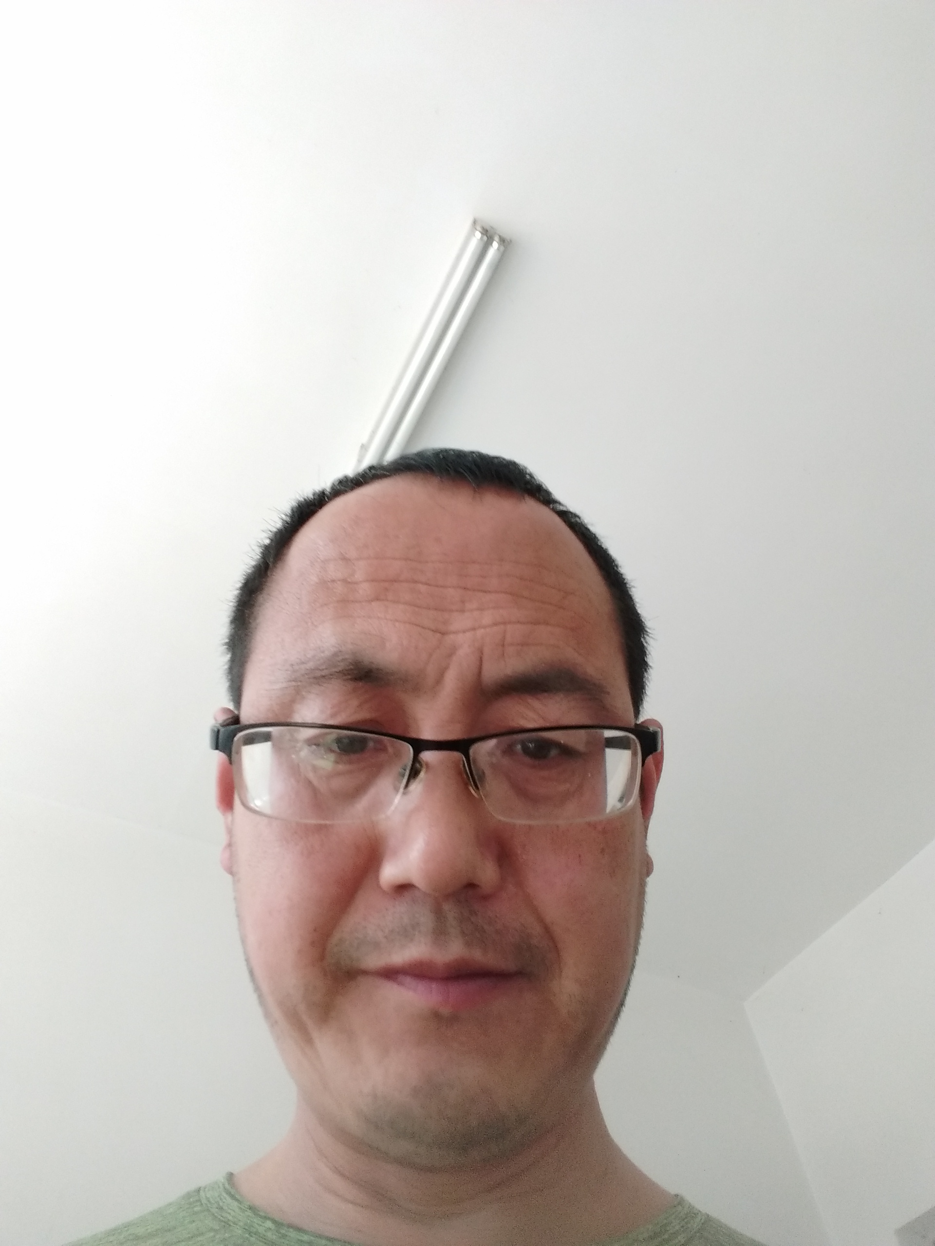 殷志臣∵头像