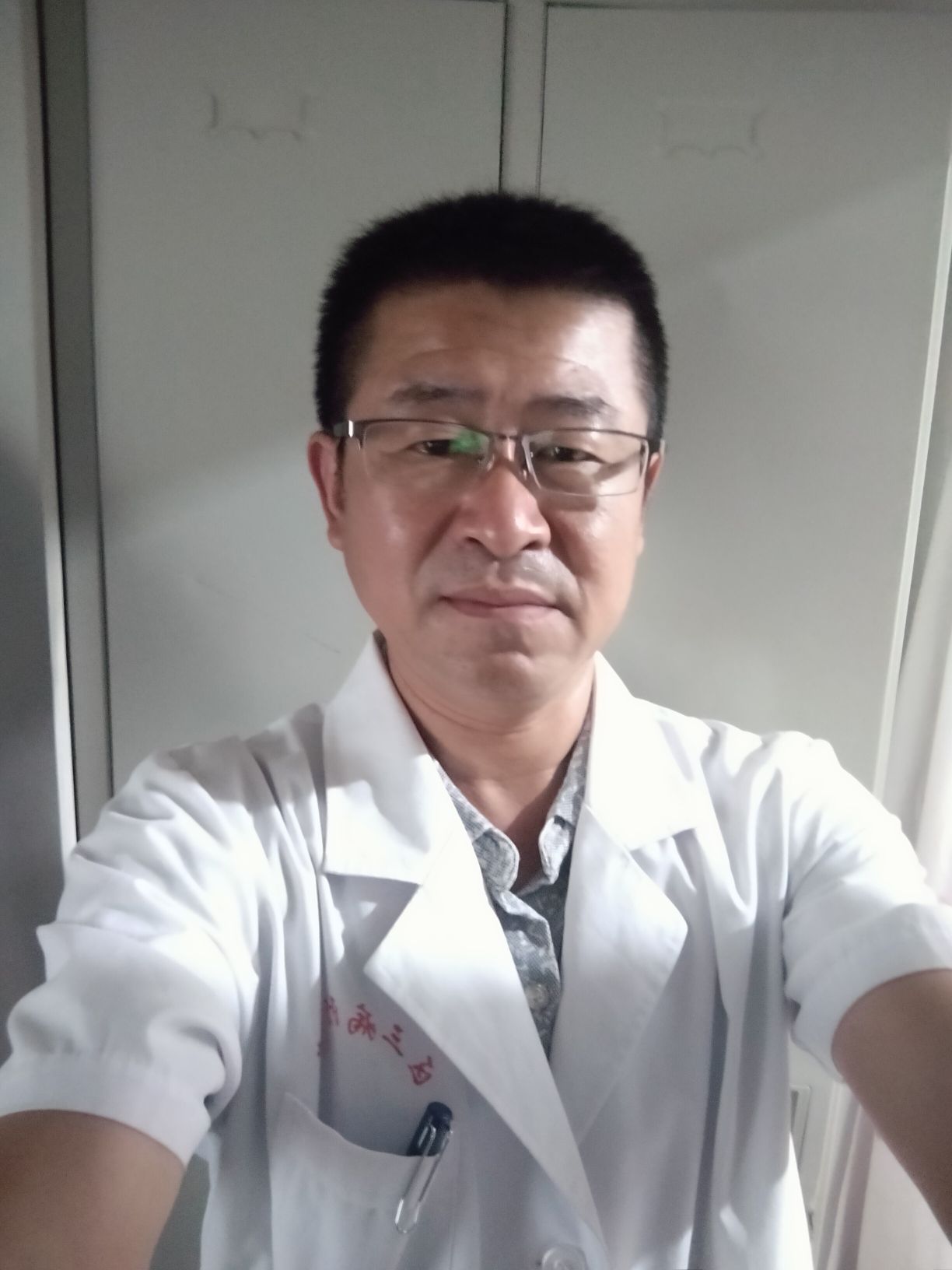 孙旭新头像