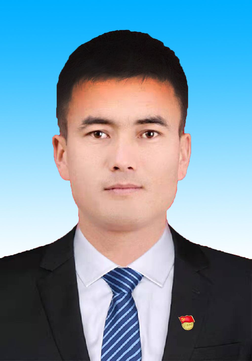 热合曼·阿卜杜热依木头像