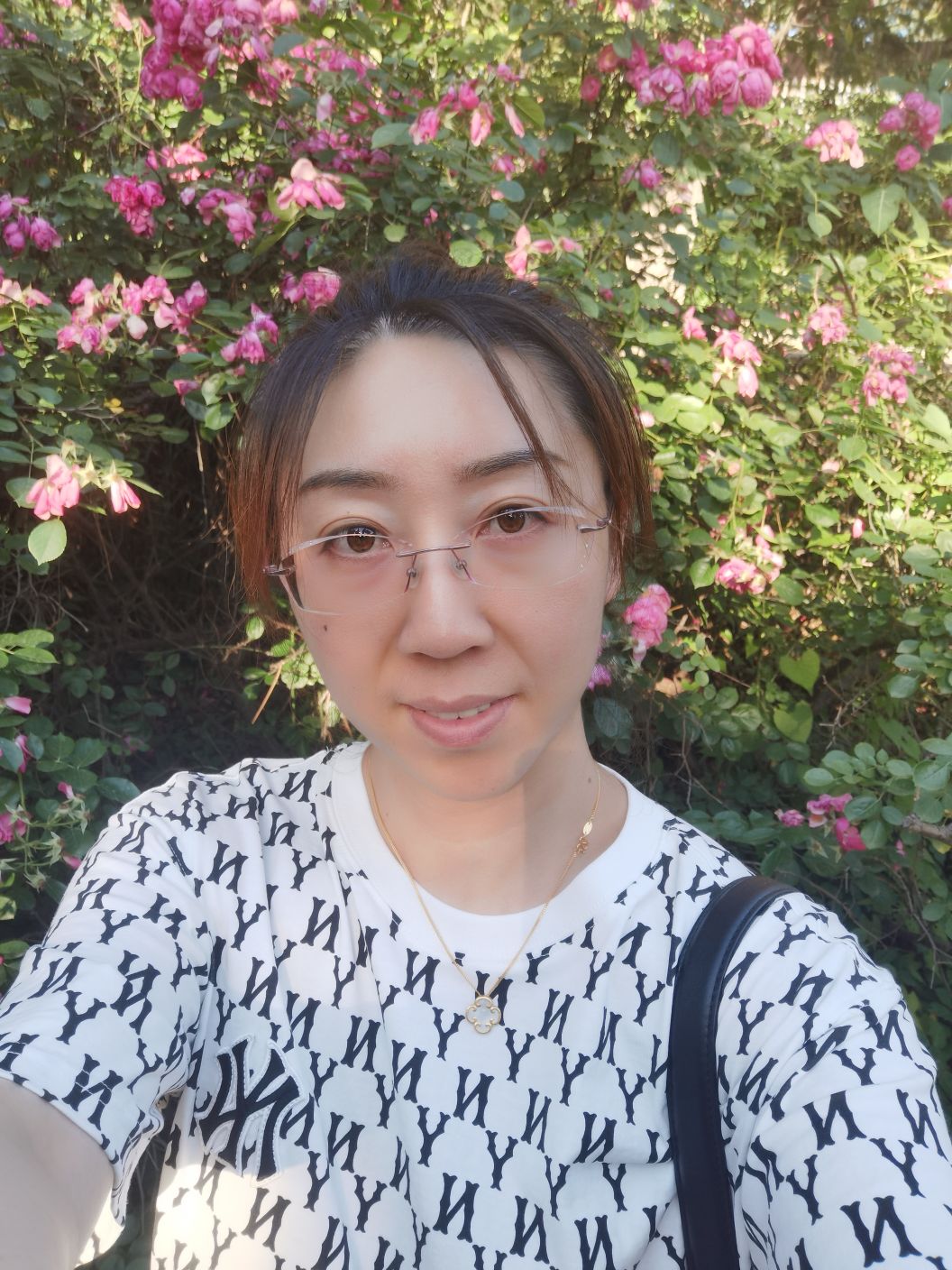 贾冬梅头像