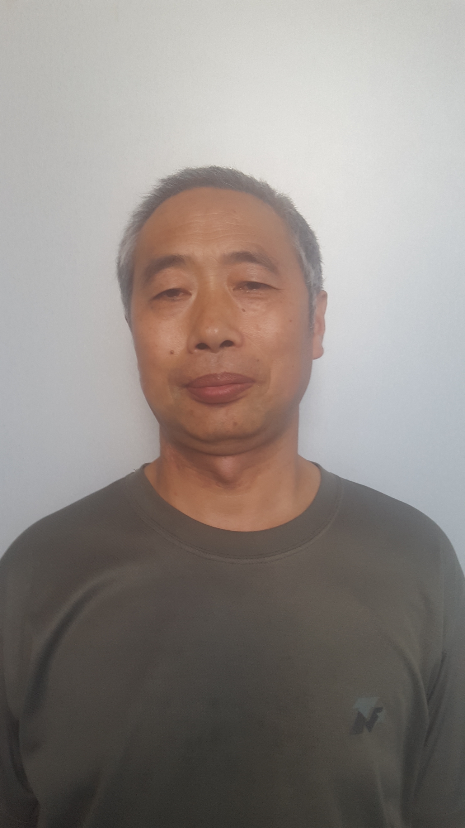 阚志伟头像