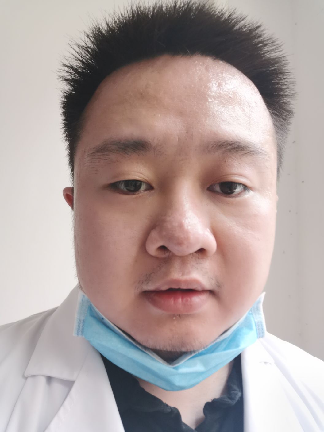 焦闫龙头像