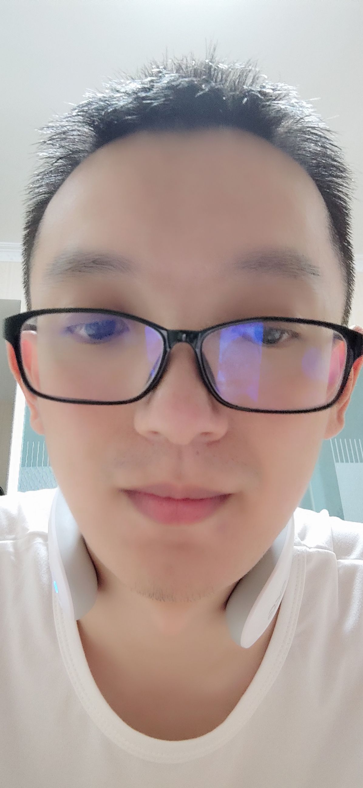 兰智头像