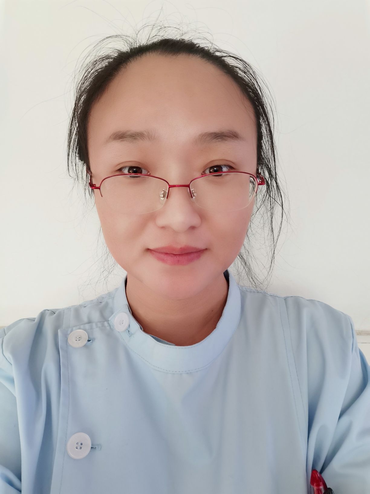 李玲头像